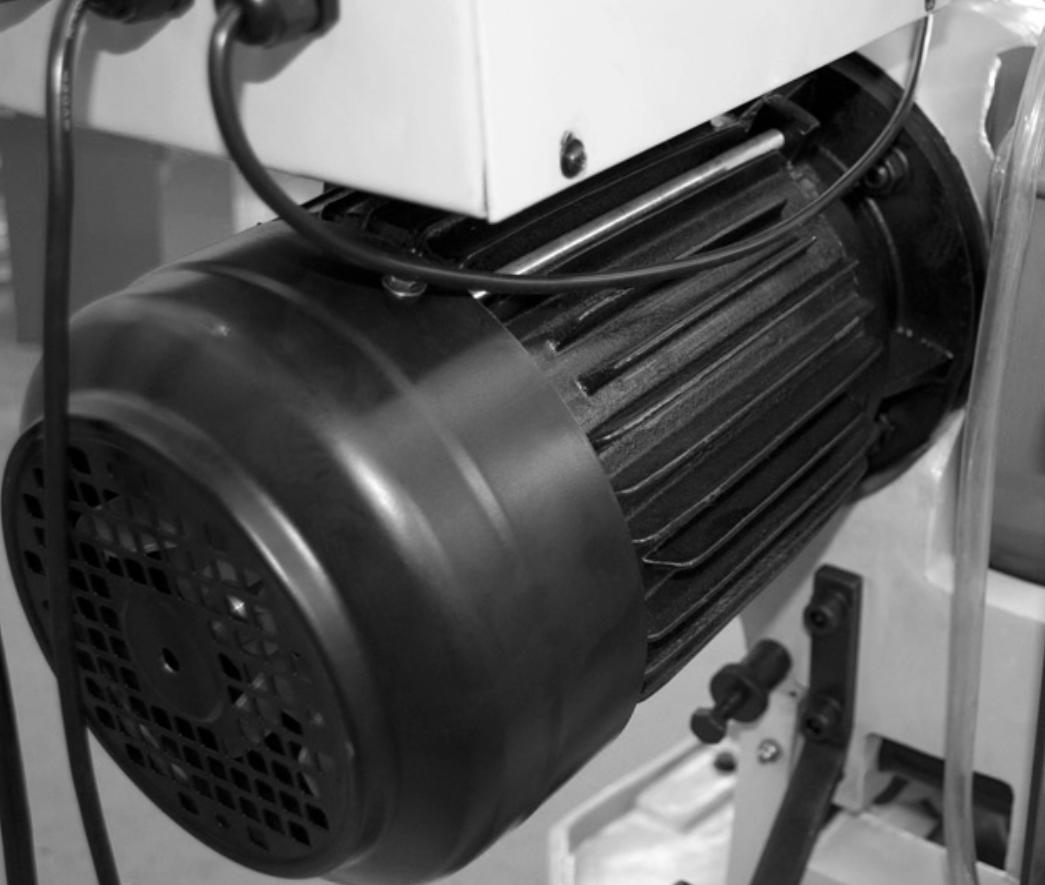 Мощный двигатель