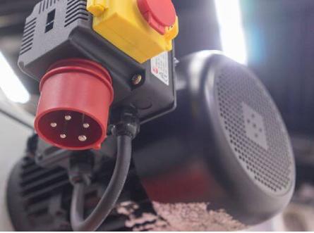 Мощный двигатель